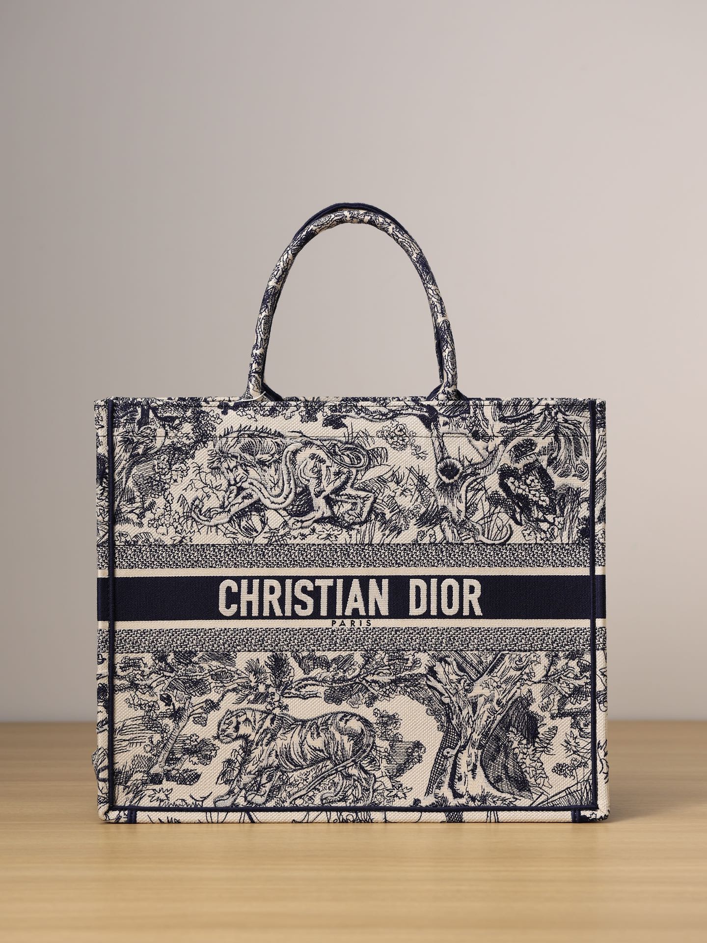 Large Dior Book Tote M1286ZRIW 42 x 35 x 18.5 cm