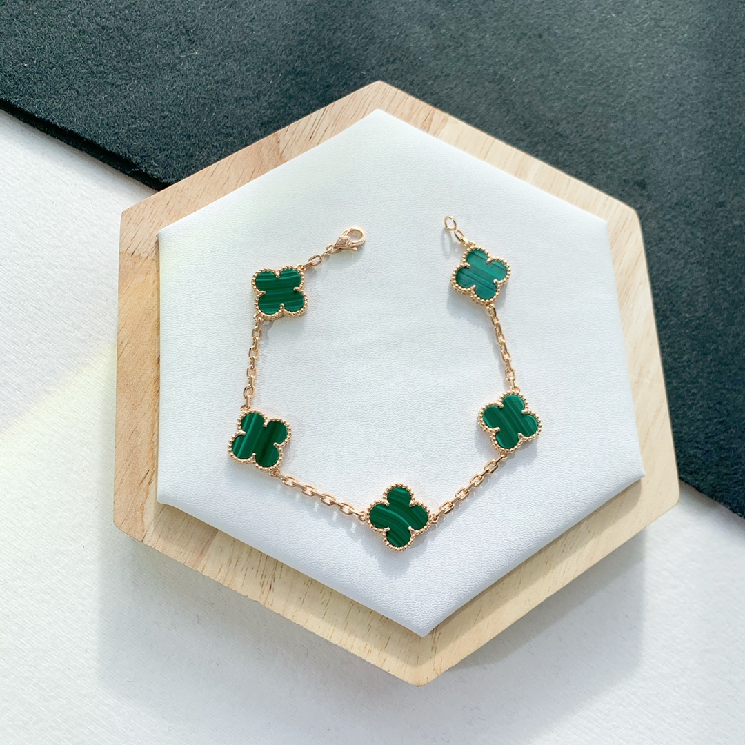 Van Cleef & Arpels -반클리프퓨어알함브라팔찌
